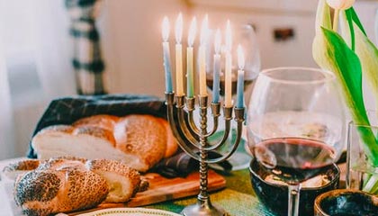 B里可以放几个鸡蛋,b里面放三个鸡蛋